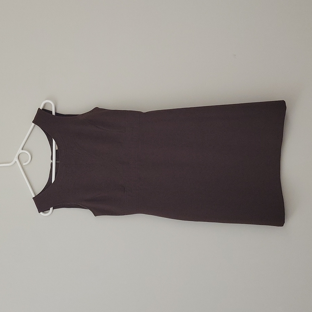 Brown dress